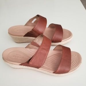 Crocs A Leigh 2 Strap Mini Wedge
